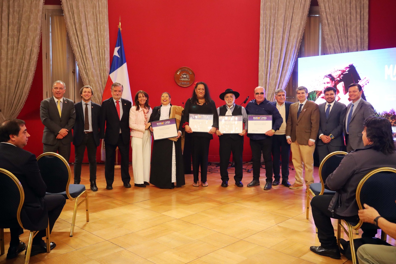 “El Chincolito” y Mirtha Iturra fueron reconocidos con el Premio Margot Loyola Palacios 2026
